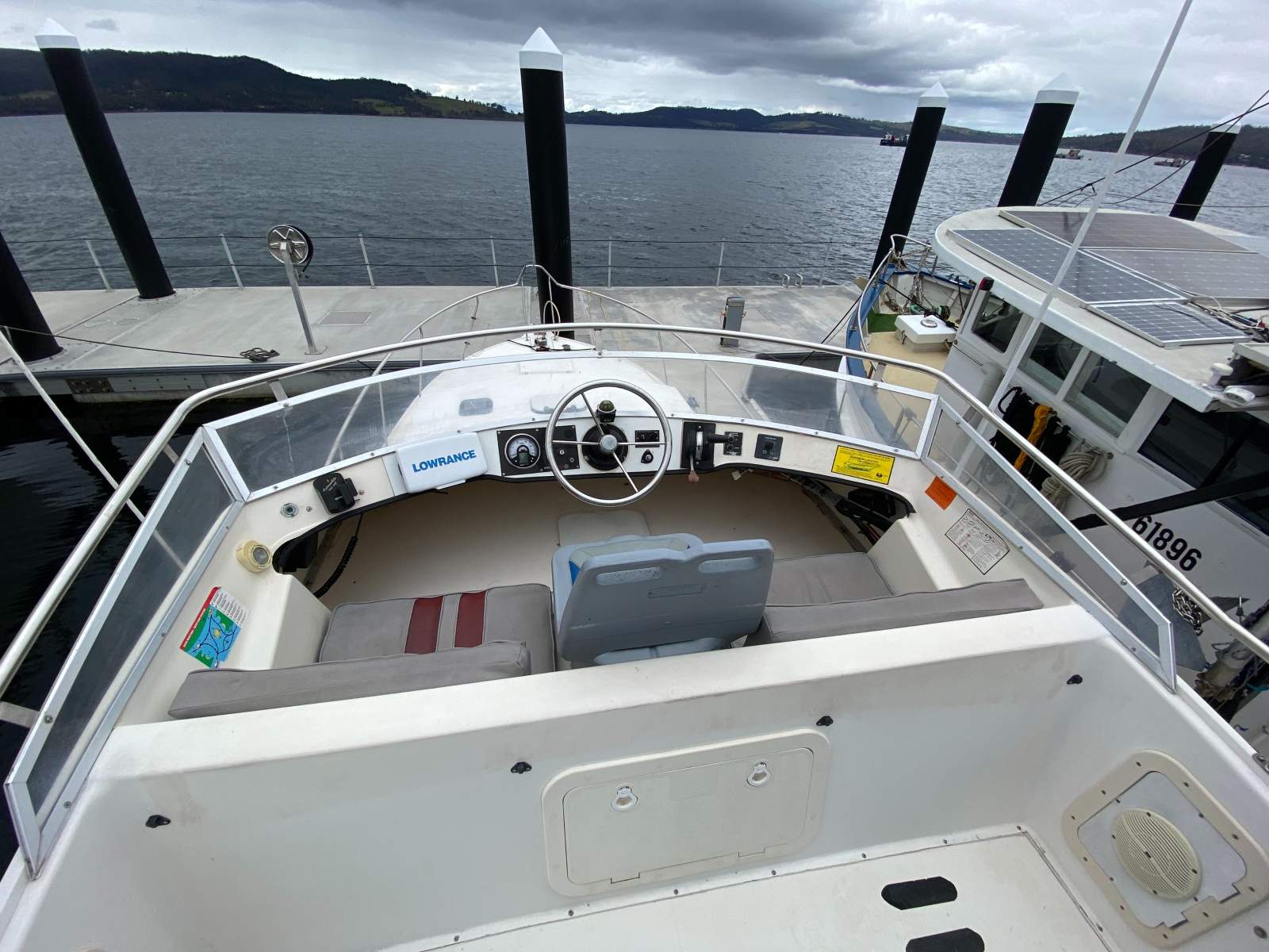 Seafarer 34 Flybridge Cruiser Sarie Marais