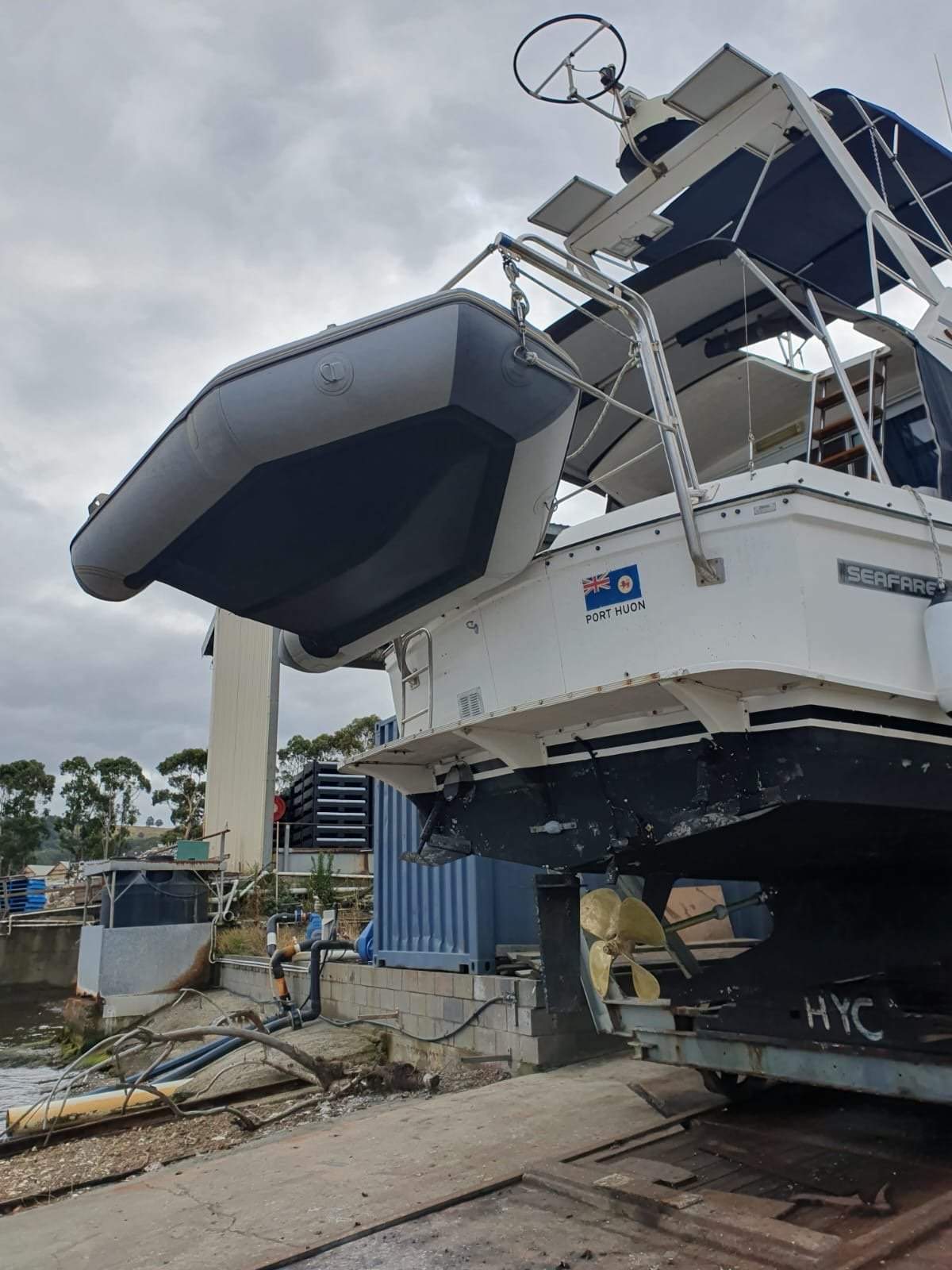 Seafarer 34 Flybridge Cruiser Sarie Marais