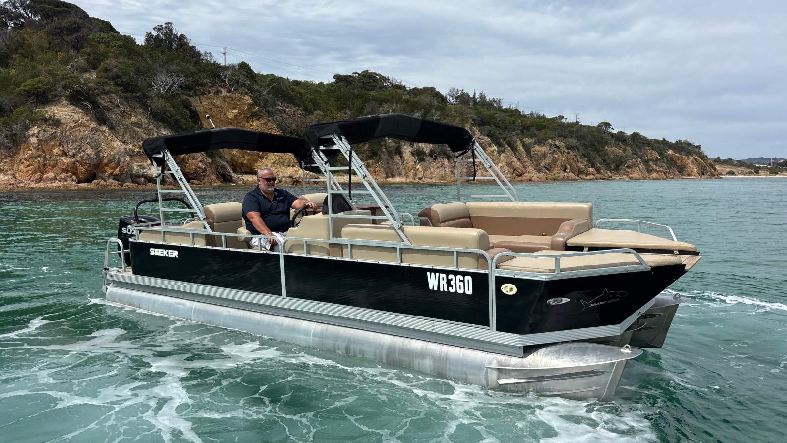 Seeker Shark 25RFLE Salt Water Series