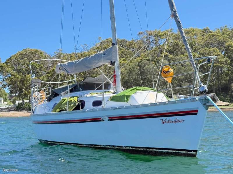 Compass 33 Aft Cabin