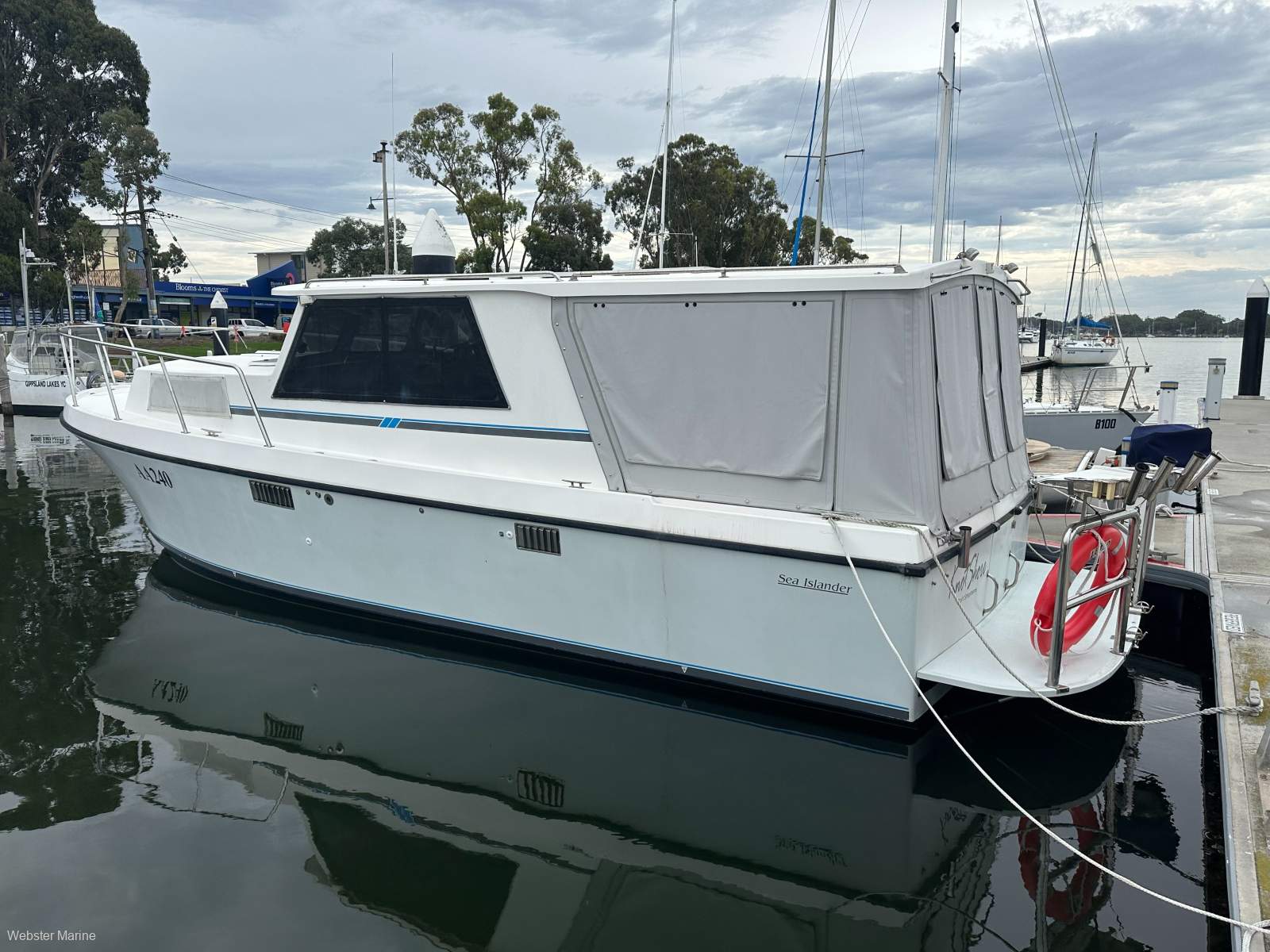 Roberts 30 Sea Islander PRE-LISTING - DETAILS SOON