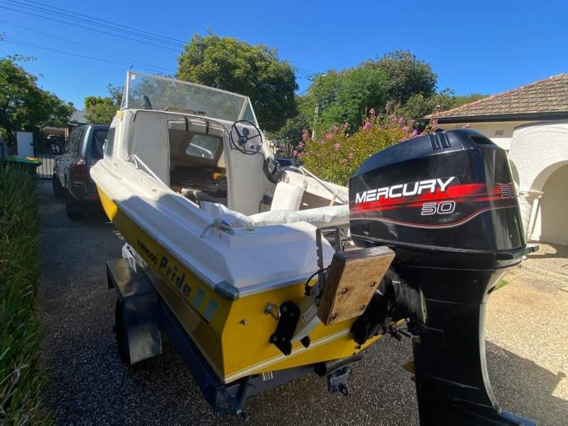 Pride Burwood 4.6m half cabin