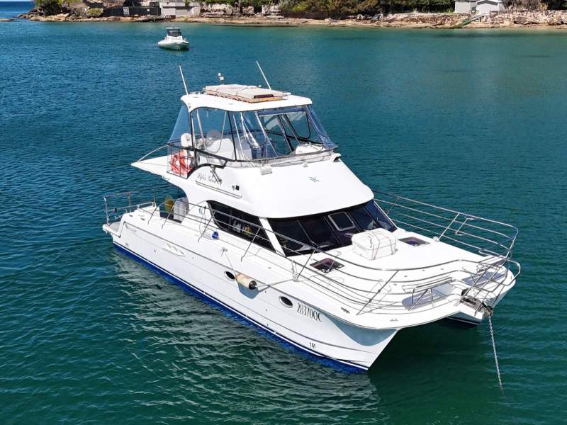 Voyager 1100 Extended - Commercial 25 Pax 1E 2C 4C Charter boat