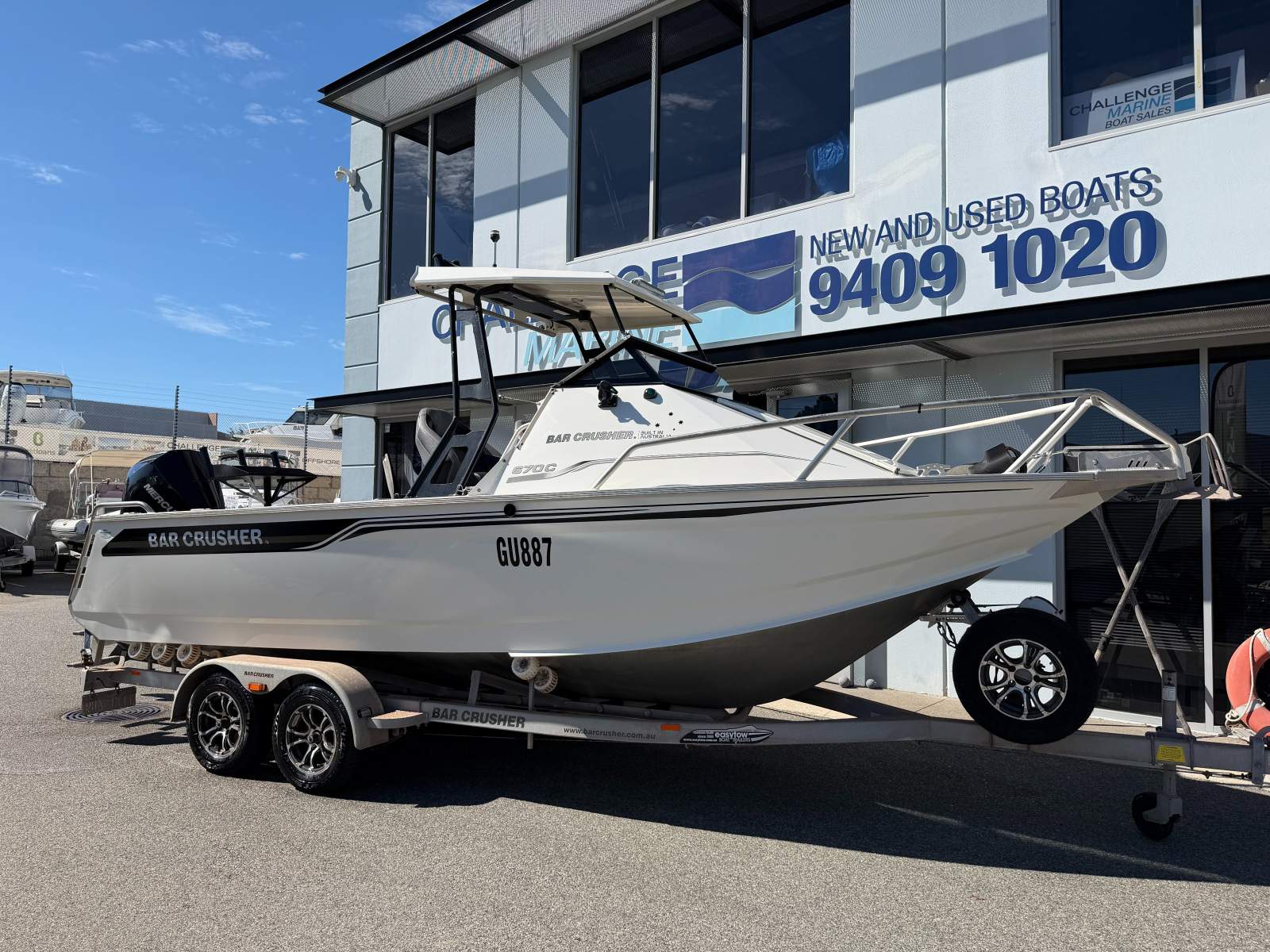 Bar Crusher 670C With Mercury 200HP 4-Stroke (166 Hours)