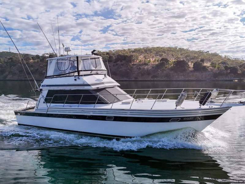 Ranger 47 Flybridge BRILLIANT VOLUME, COMFORTABLE CRUISER!