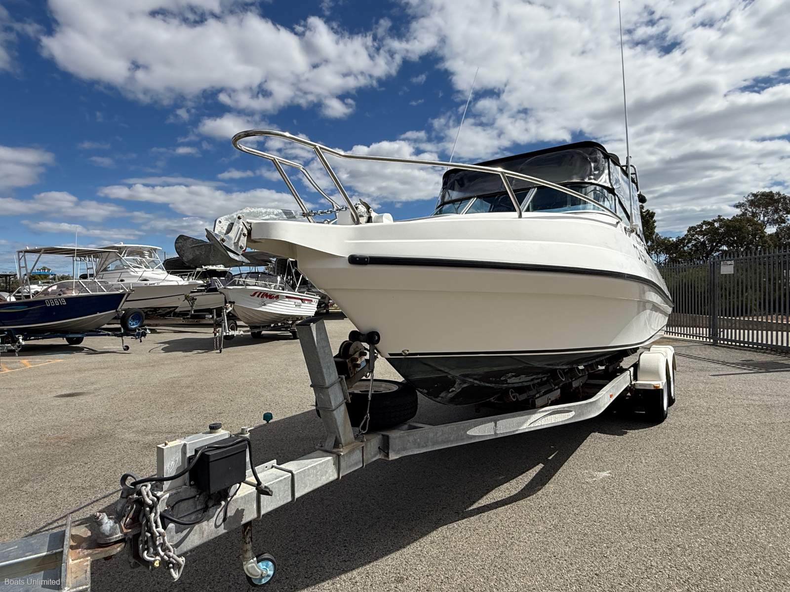 Commodore All Rounder 670 BEST DECK SPACE AROUND, VERY VERSATILE PACKAGE