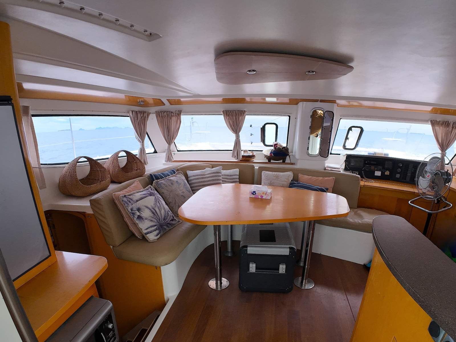 Fountaine Pajot Orana 44