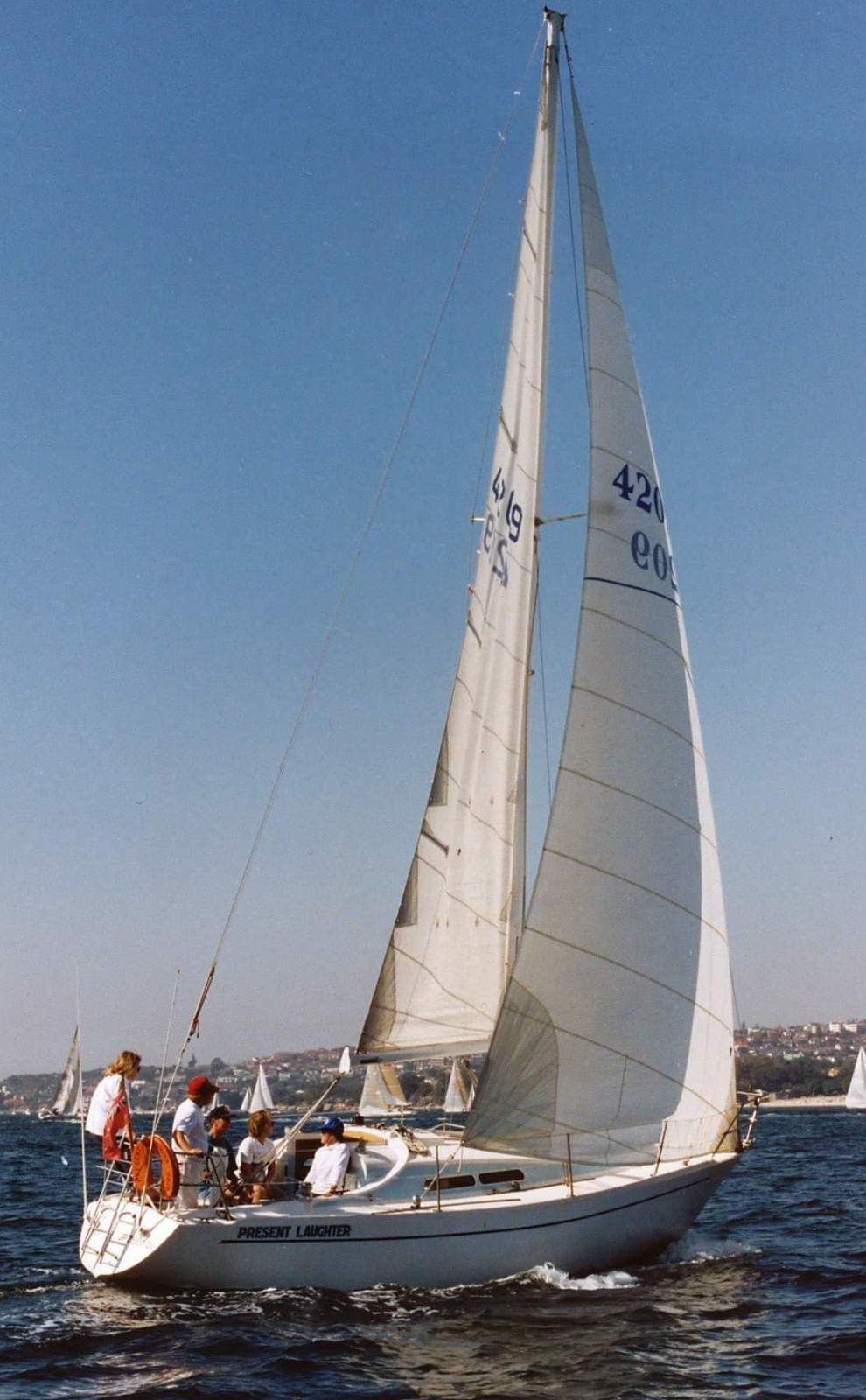 Sparkman & Stephens Defiance 30