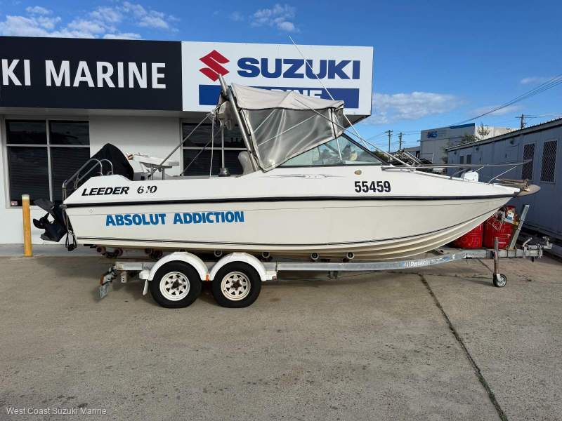Leeder 610 Cuddy Cabin