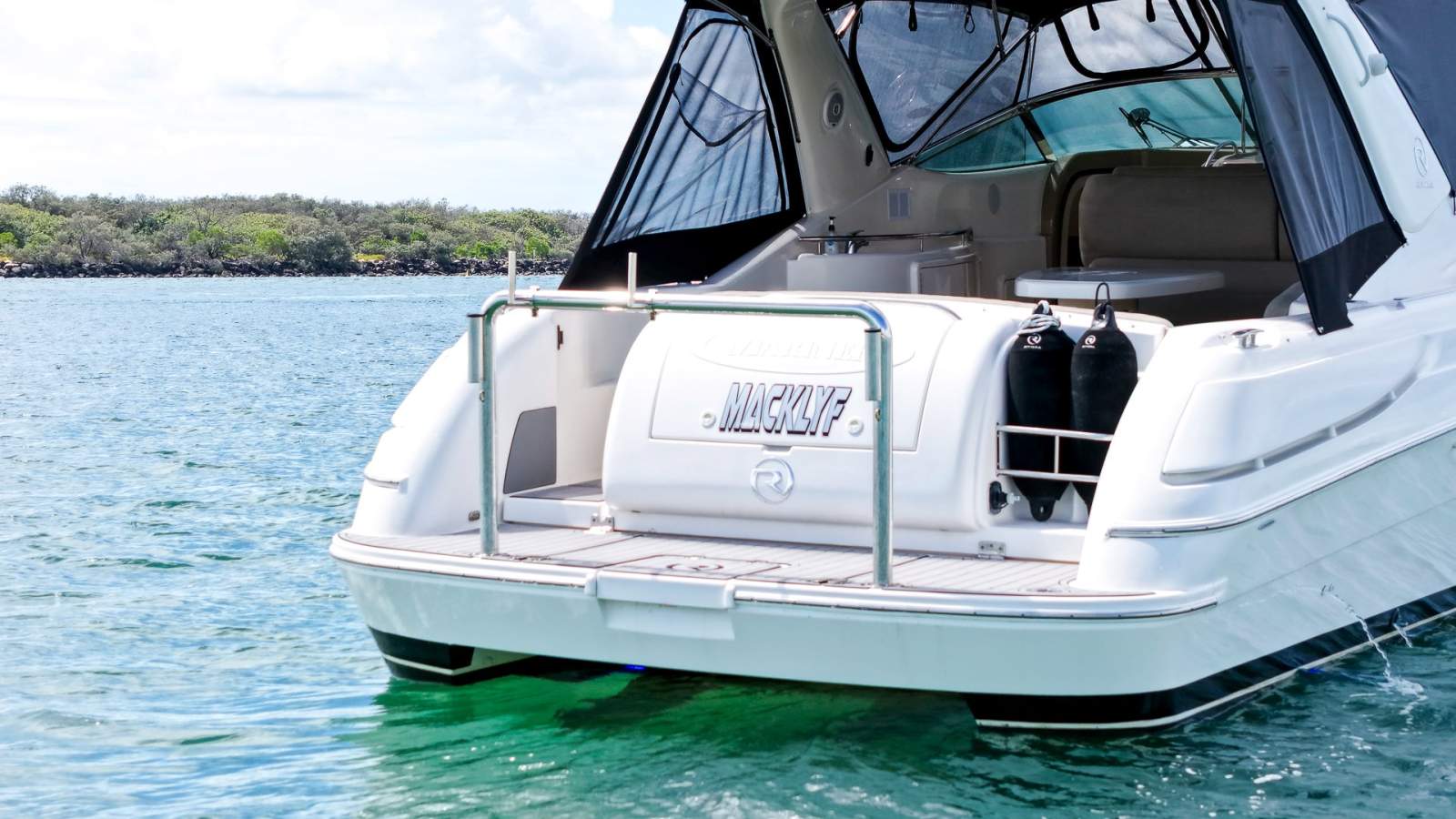 Riviera M430 Sports Cruiser