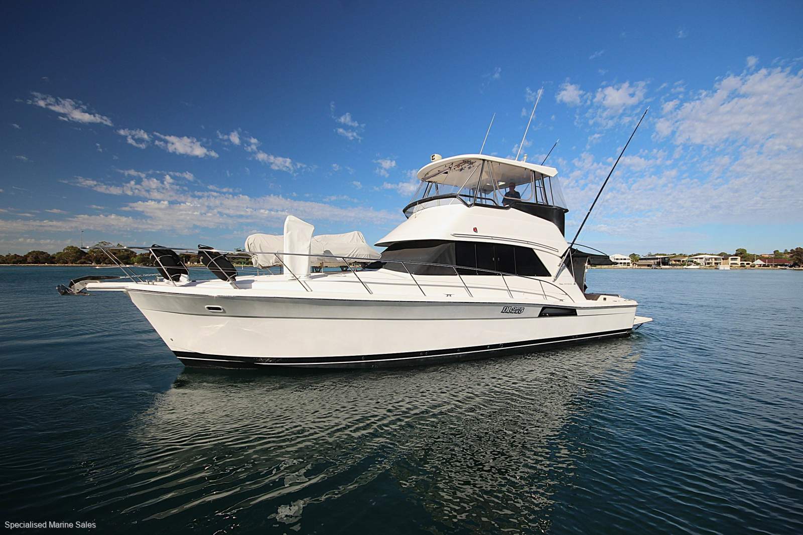 Riviera 43 Platinum *** FANTASTIC FAMILY BOAT *** $ 439,000 ***