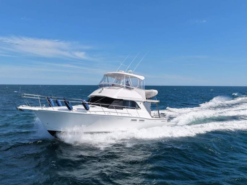 Caribbean 40 Flybridge Cruiser