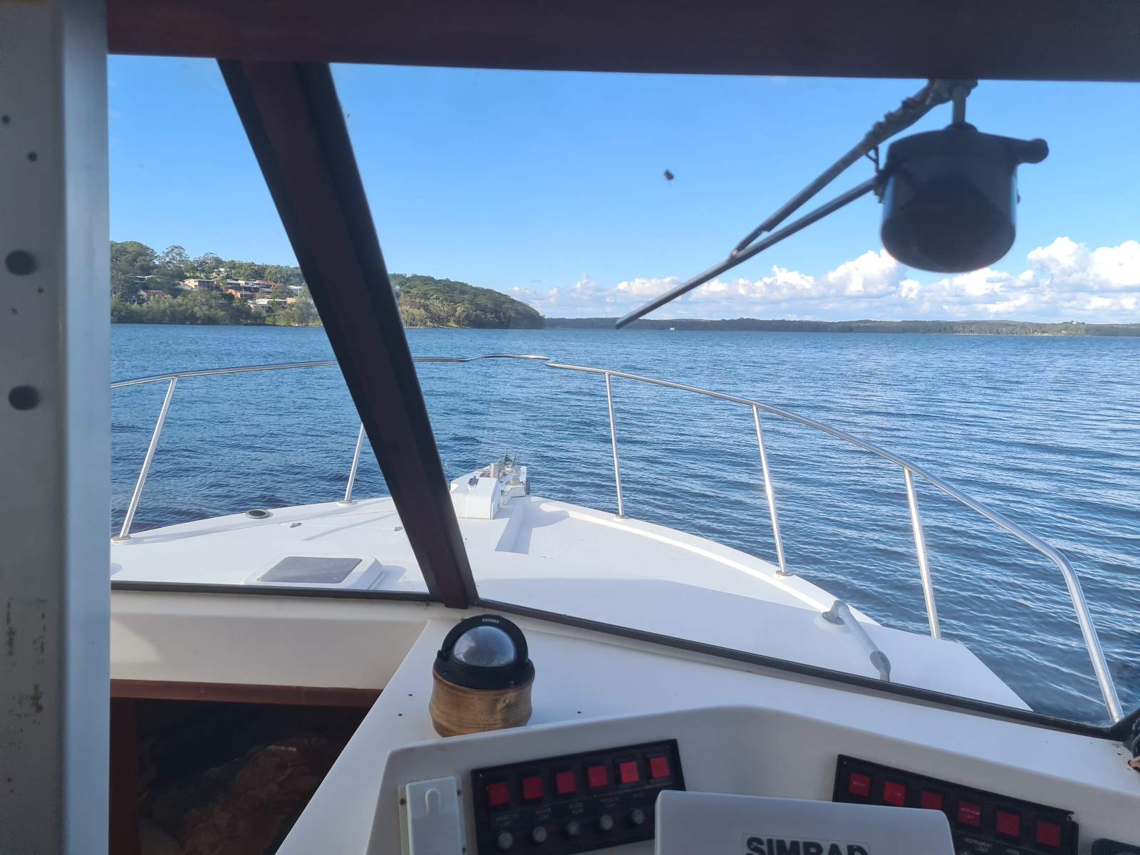 Mariner 31 Flybridge Twin diesel Shaft drive