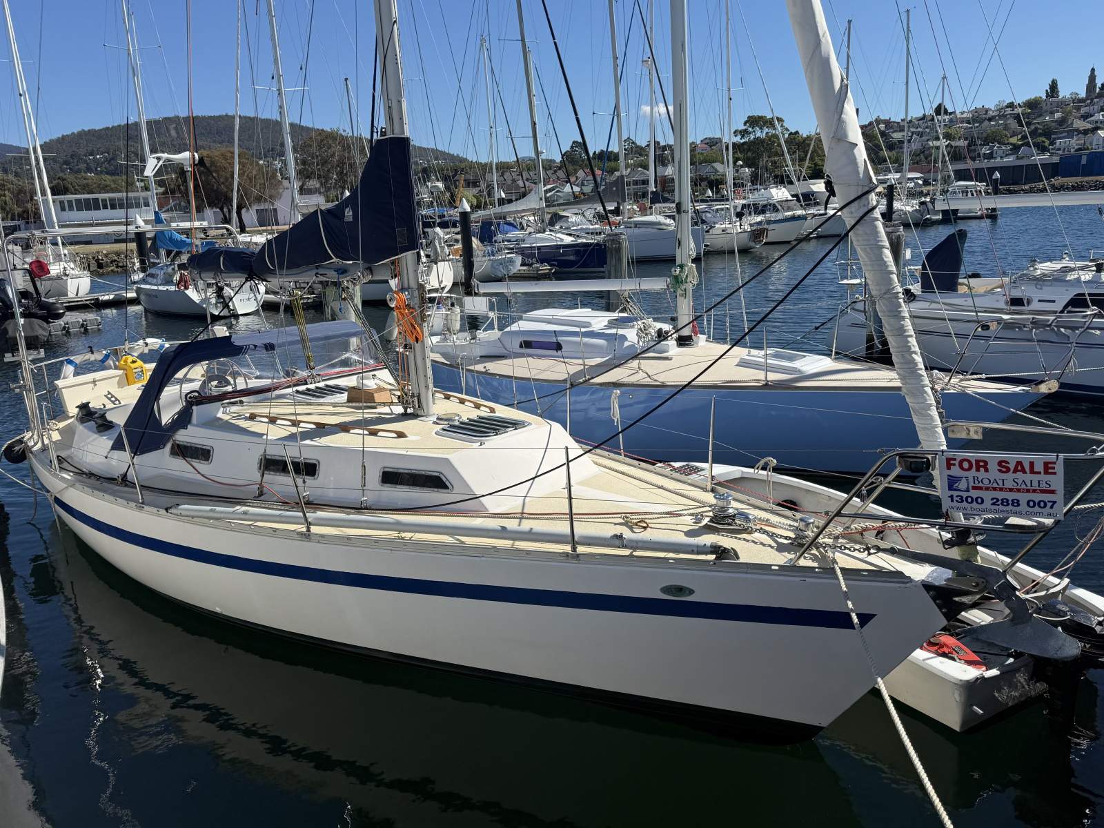 Mottle 33 "Pirate II" - Great Value cruising.......