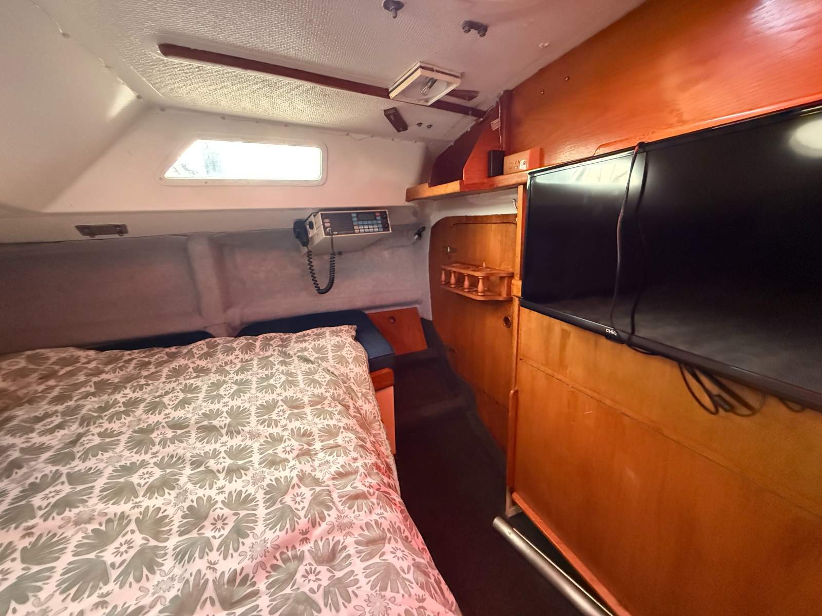 Mottle 33 Pirate II – Great Value cruising.......