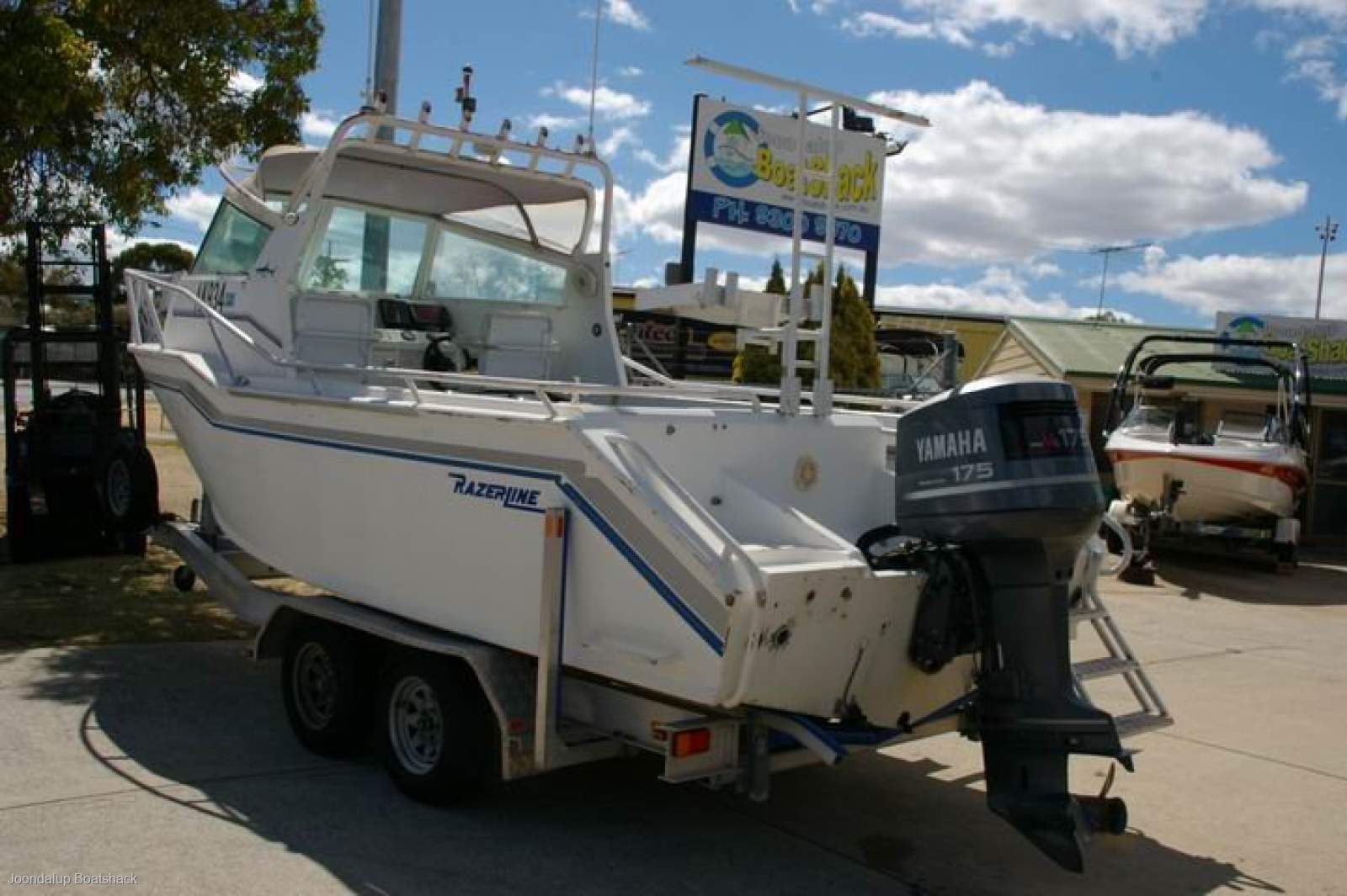 Razerline 6.3 Runabout with lock up cabin