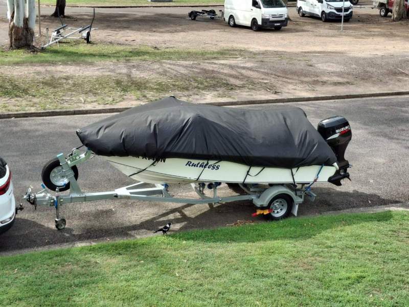 Freedom 4.94 Getaway 15' runabout 5-6 people