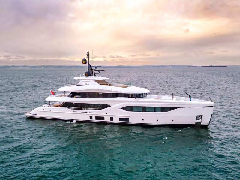 Conrad C144S Hull #4