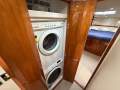 Bertram 570 Convertible:Washer / dryer