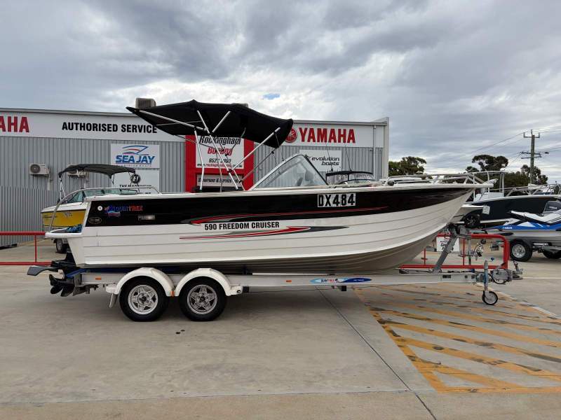Quintrex 590 Freedom Cruiser