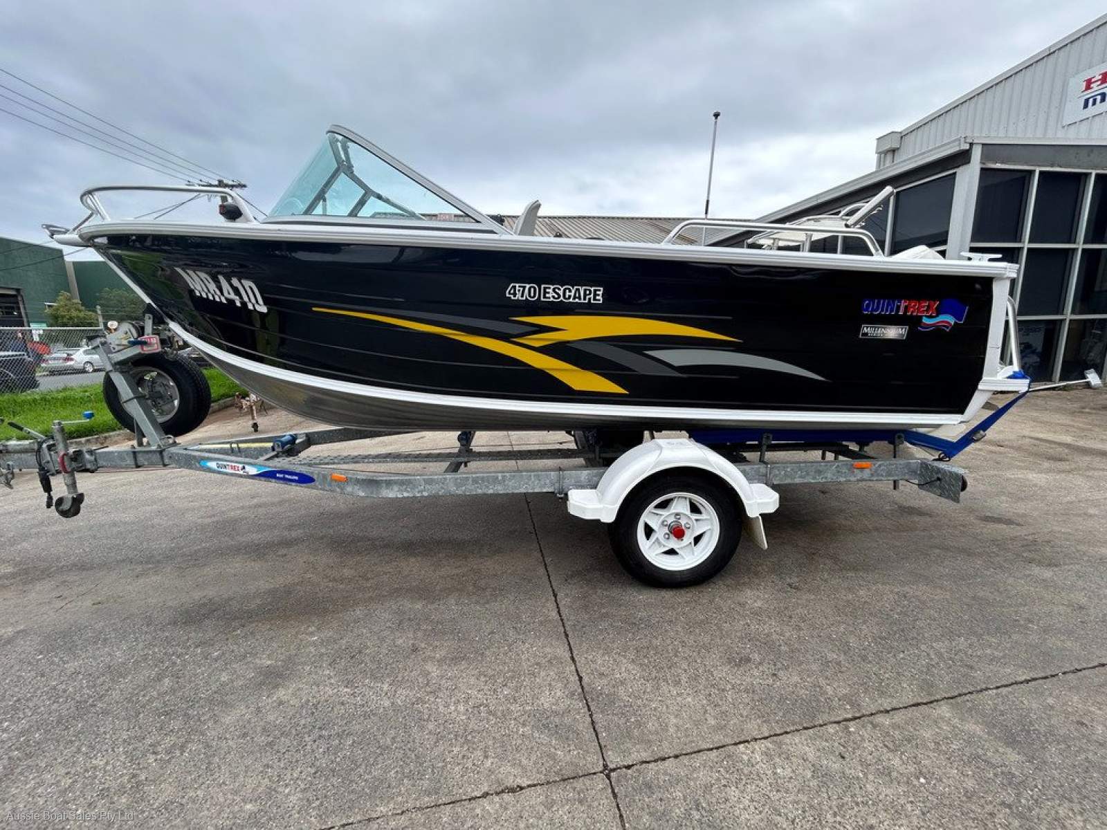 Quintrex 470 Escape