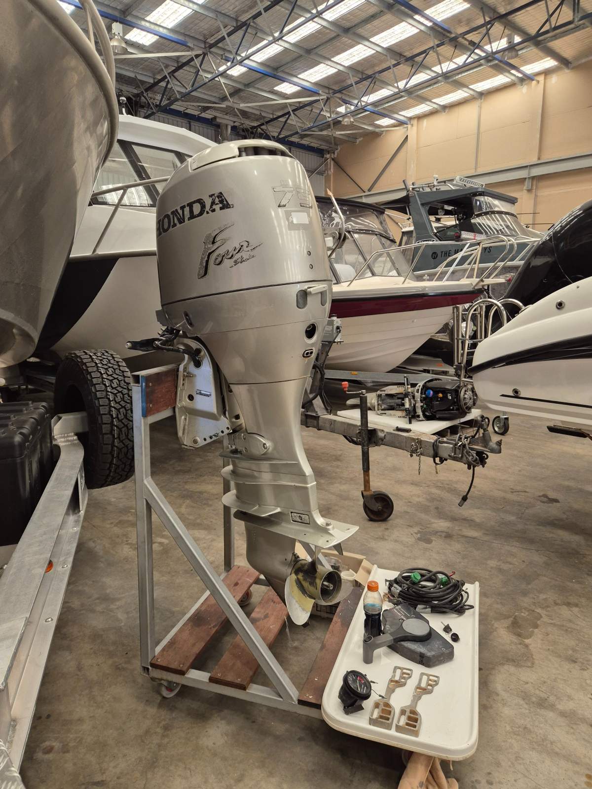 Honda 2000 75hp XL shaft 4 stroke outboard