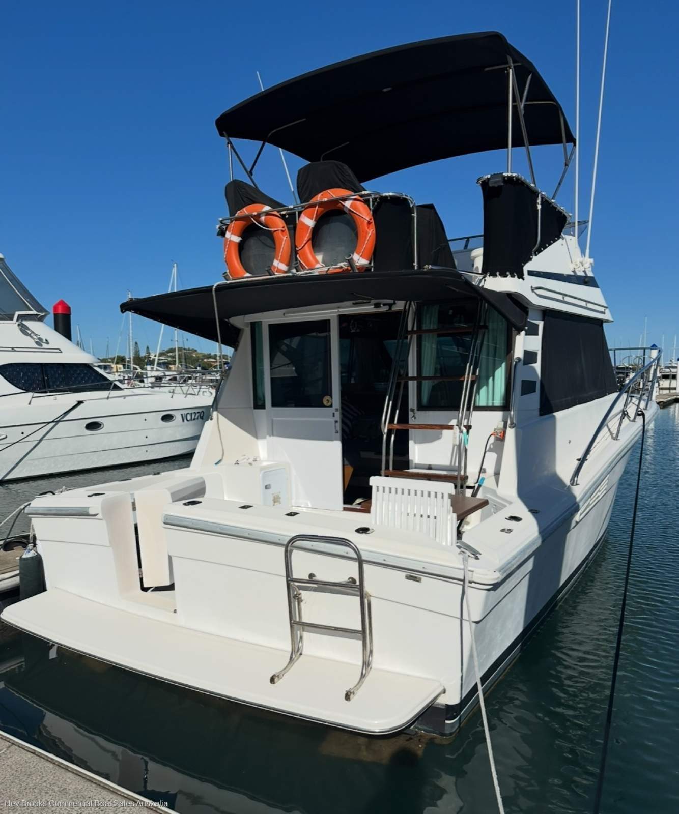 Riviera 36 Platinum Flybridge