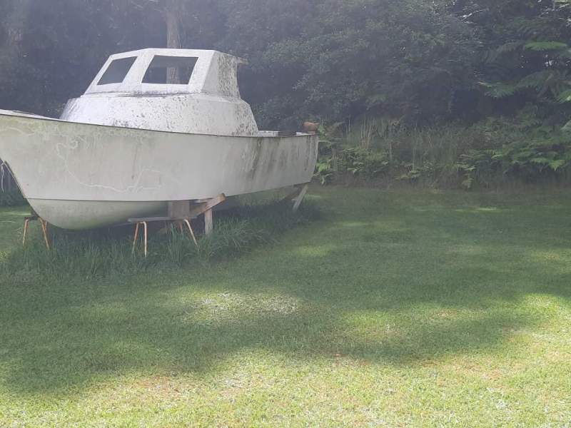 Barwon Banks Hull, deck, stainless steel tanks, trailer