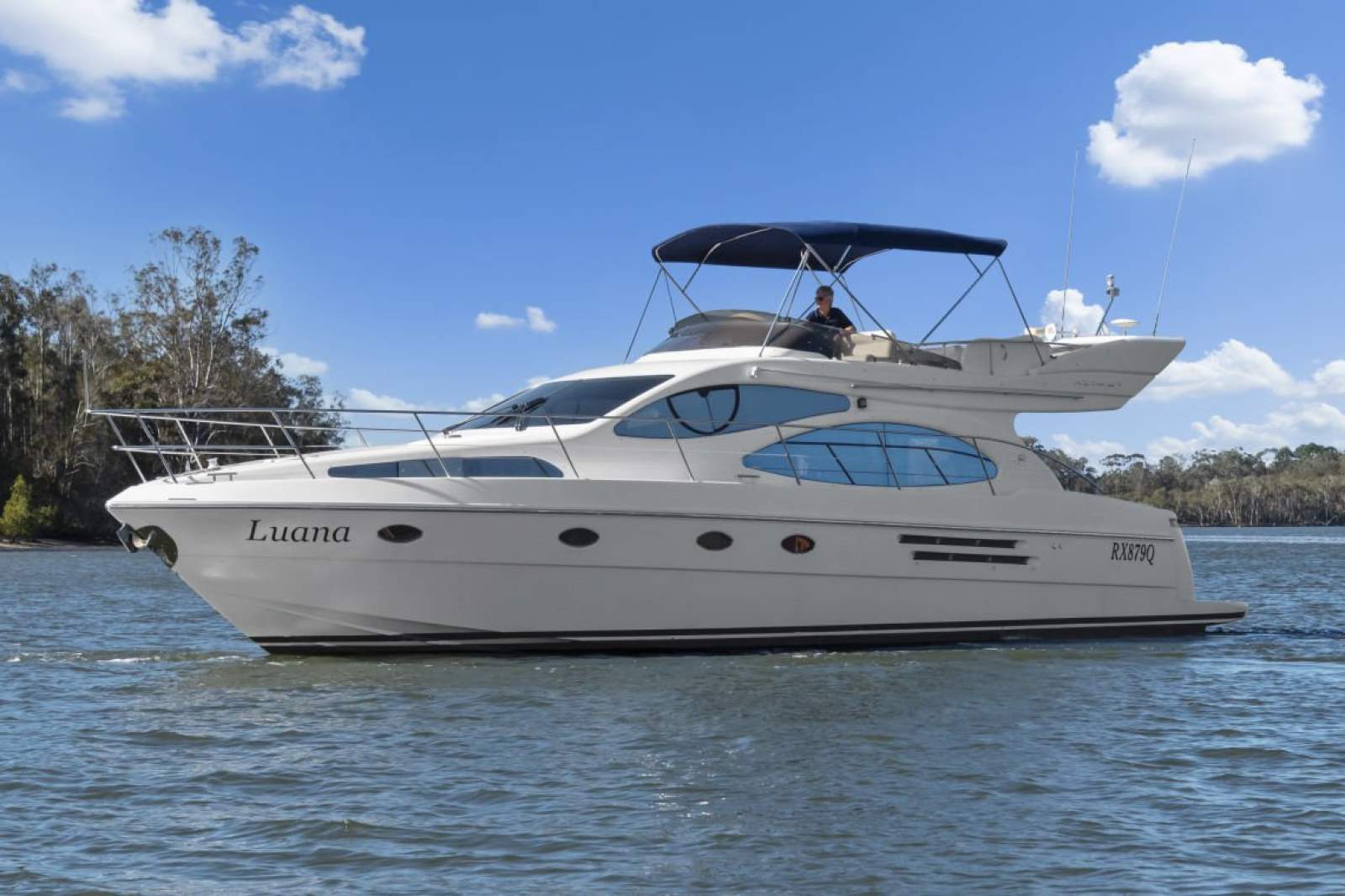 Azimut 46 Flybridge 2004 - Make an Offer