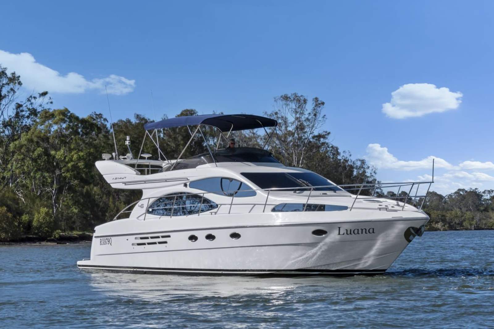 Azimut 46 Flybridge 2004 - Make an Offer