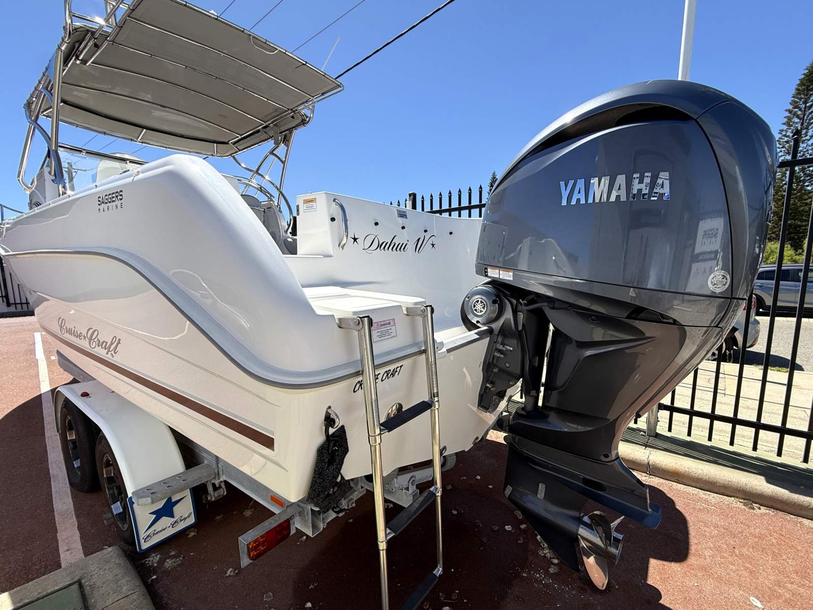 CruiseCraft Explorer 720 - Premium Offshore Performance, includes trailer!