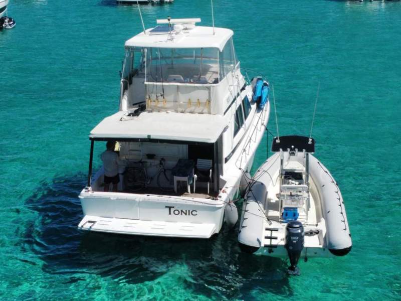Riviera 43 Open Flybridge - 2 Cabin, 2 Ensuite Version