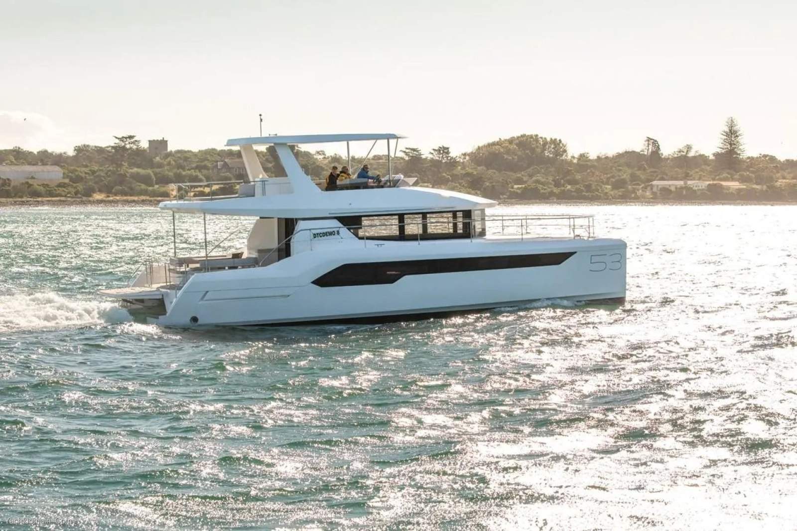 Leopard Catamarans 53 PC