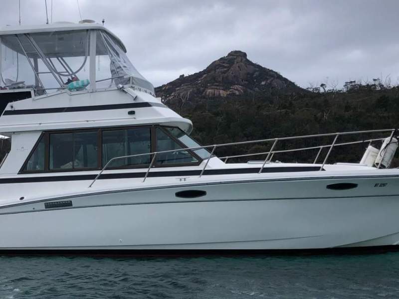 Mariner 3400 Flybridge