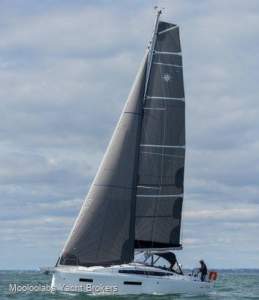 Jeanneau Sun Odyssey 380 Offshore Cruising Version