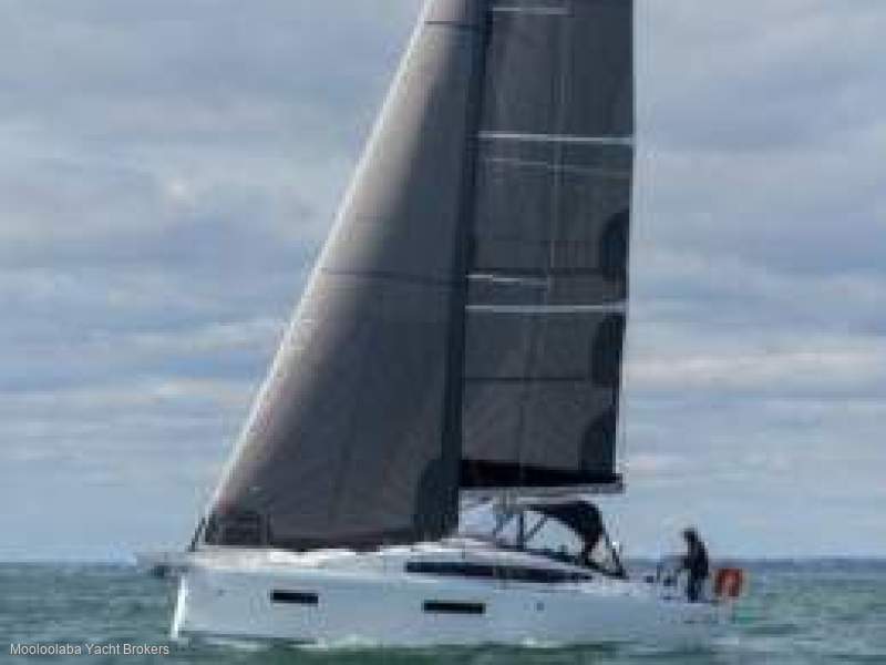 Jeanneau Sun Odyssey 380 Offshore Cruising Version