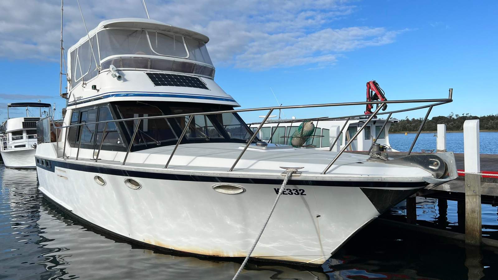 Sea Ranger 47 Aft Cabin Flybridge Cruiser