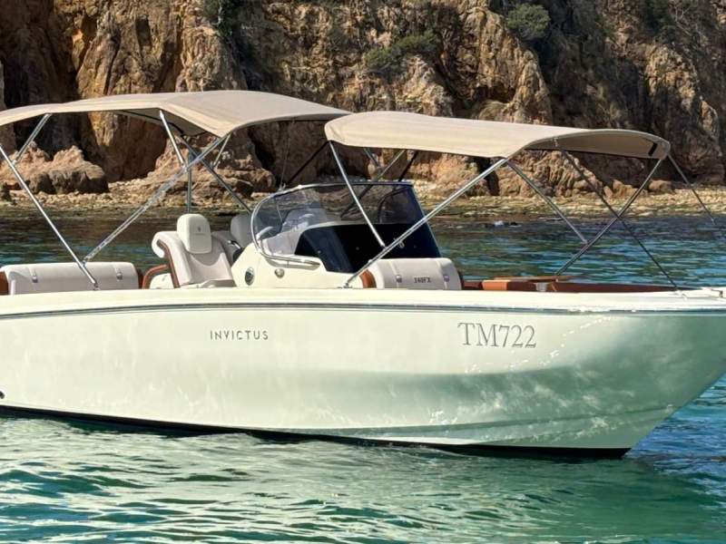 Invictus 240 FX