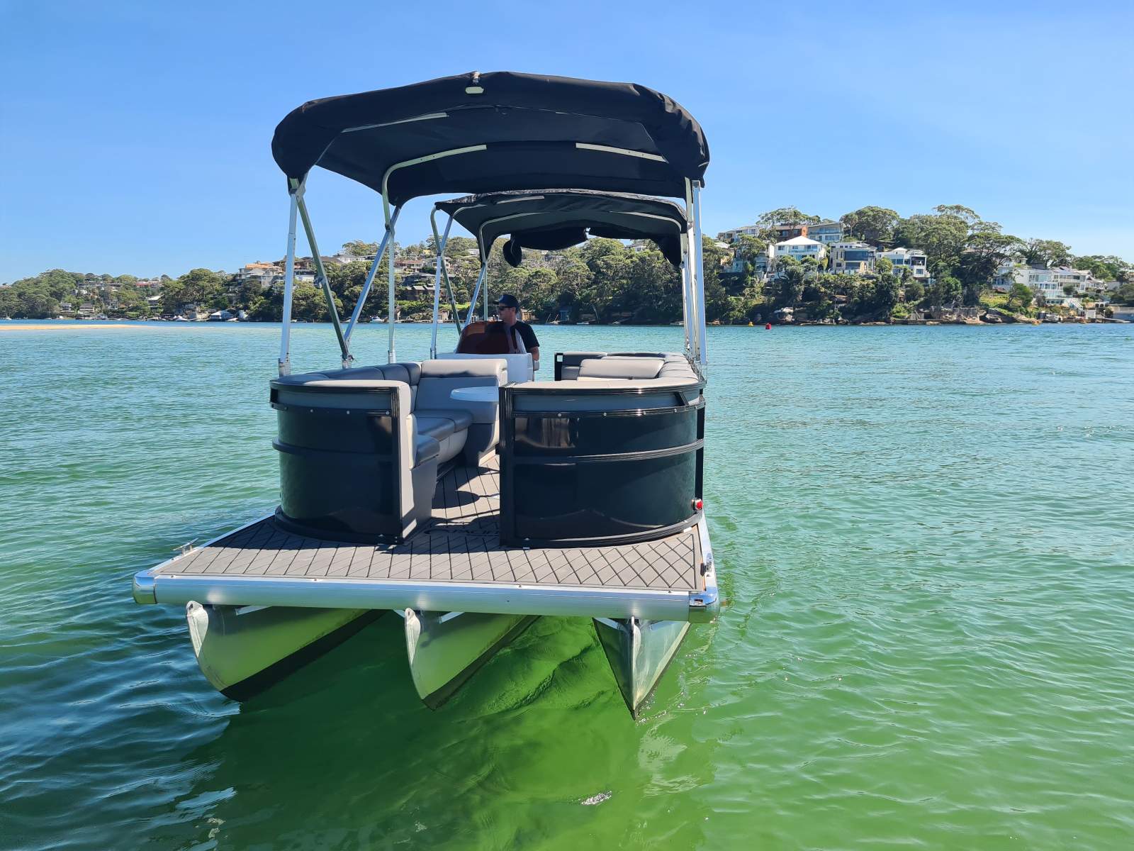 Pacific Pontoons 250