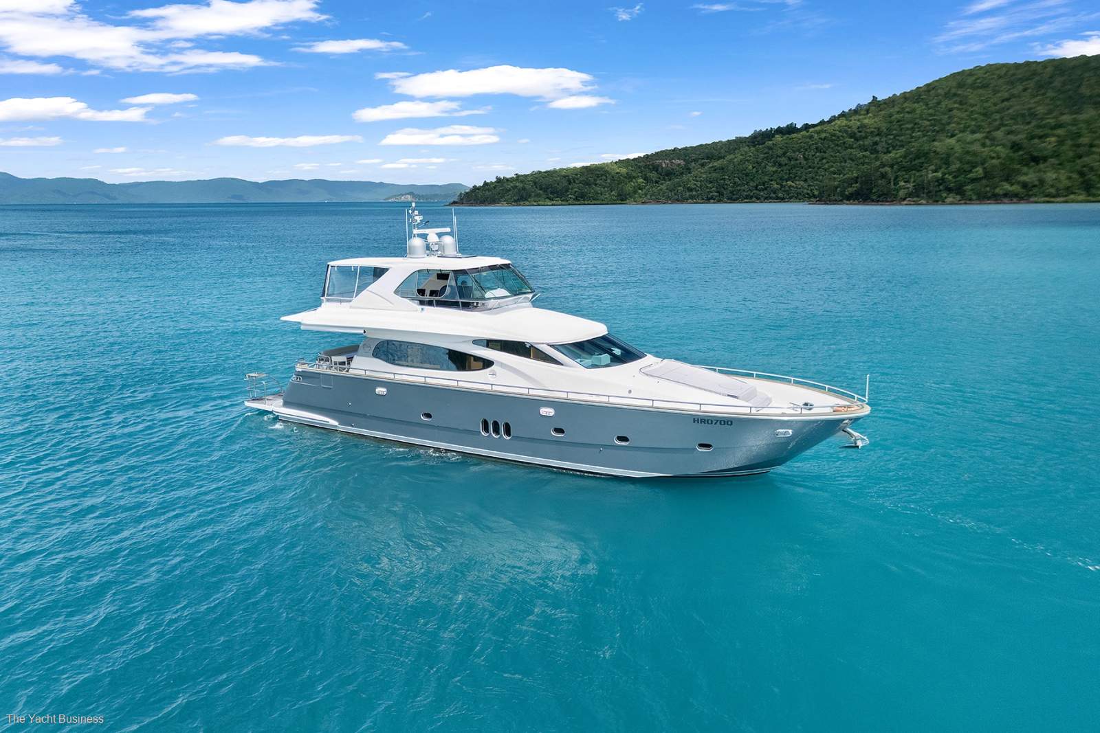 Horizon Yacht E70 19ft beam, 4-cabin, 3-ensuite