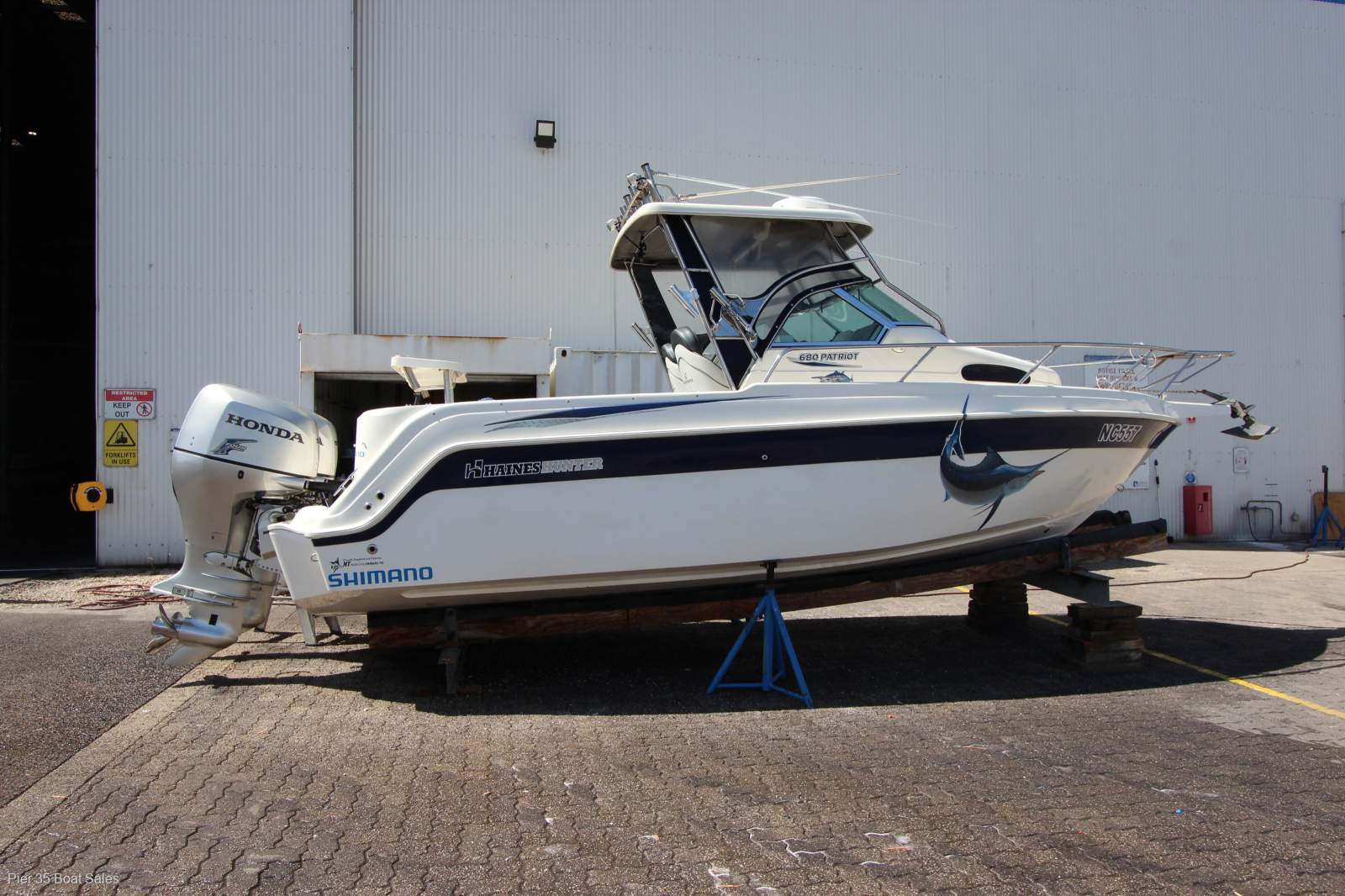 Haines Hunter 680 Patriot