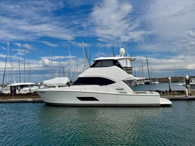 Riviera 50 Sports Motor Yacht