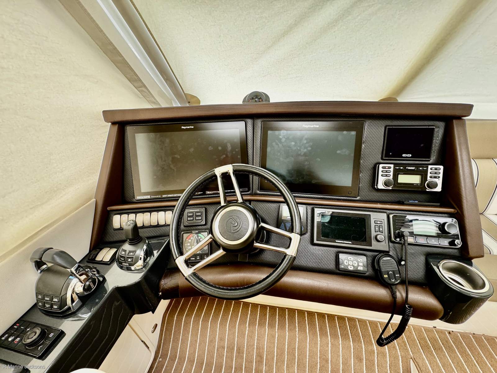 Samsara X Riviera 50 Enclosed Flybridge Boat Brokers of Tasmania