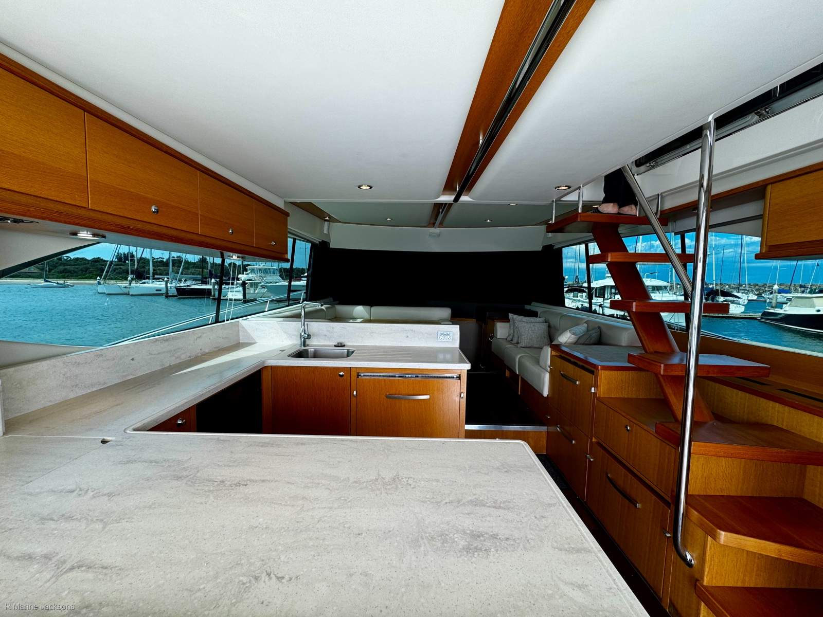 Riviera 50 Sports Motor Yacht