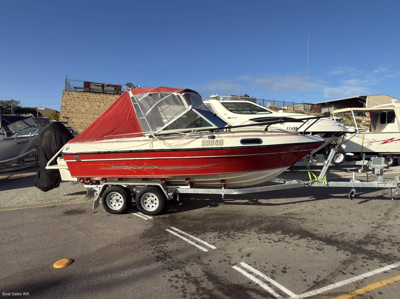 Voyager Ghia 2020 model 175hp Mercury 4 stroke 247hrs