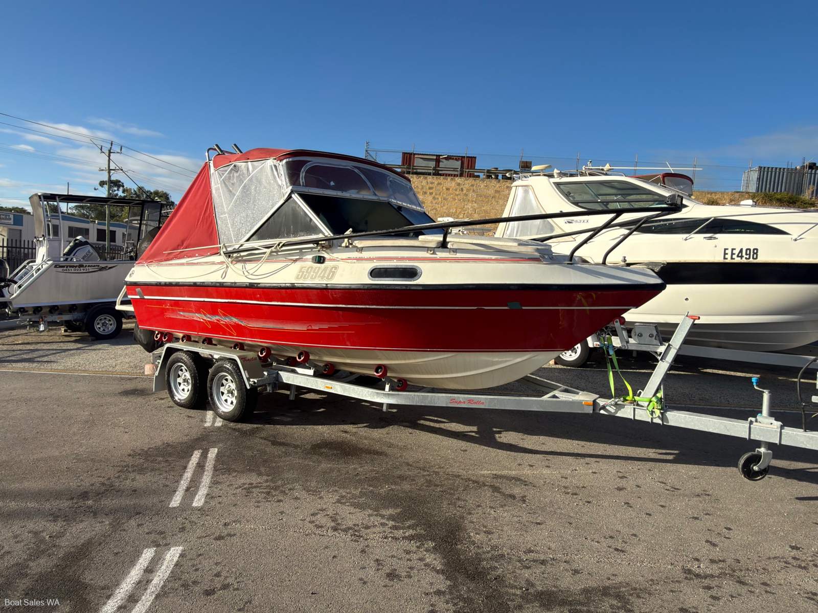 Voyager Ghia 2020 model 175hp Mercury 4 stroke 247hrs