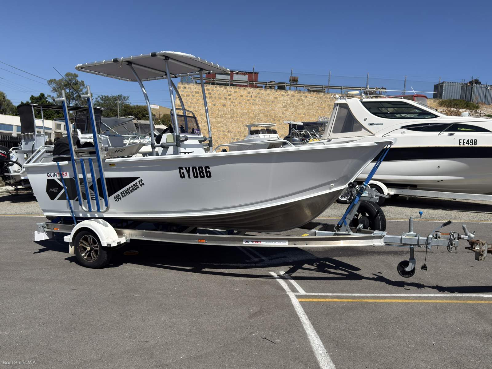 Quintrex 490 Renegade Centre Console LIKE A NEW VESSEL WITH A VERY LOW 61hrs