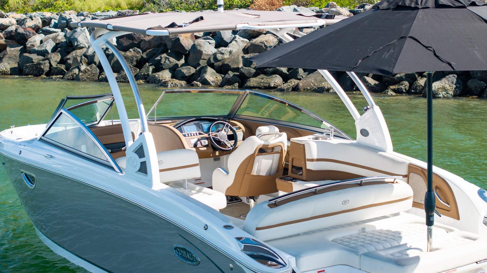 Cobalt R7 - R Marine Jones | Riviera Boats for Sale, Riviera Factory ...