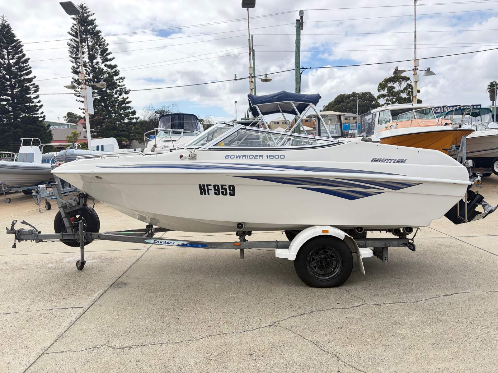 Whittley 1800 Bowrider