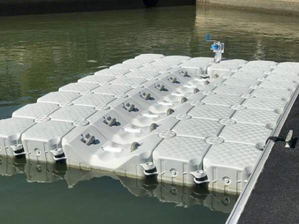 Boat/Tinny/Jet Ski Floating Pontoon Dock - 3m x 4m - Rollers + Winch